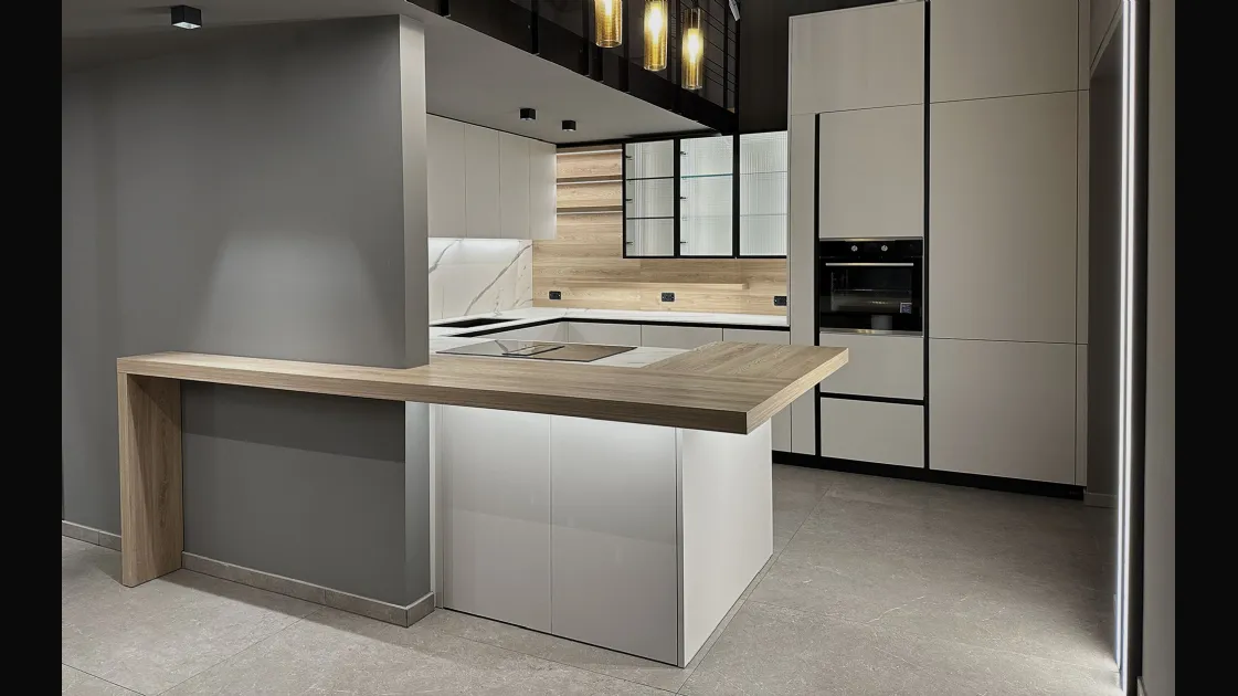 Cucina Moderna D23 in vetro laccato Bianco di Doimo Cucine